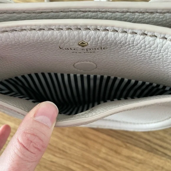 Kate Spade White Crossbody Bag - Picture 4 of 13